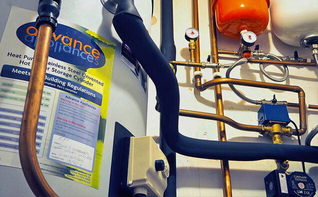 https://yokinehotwater.com.au/uploads/2025/06/electric-hot-water-system-72670.jpg