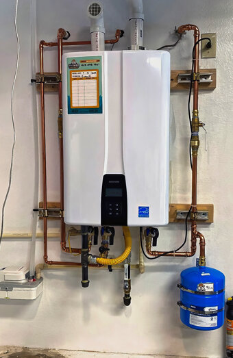 https://yokinehotwater.com.au/uploads/2025/06/instant-hot-water-systems-42978.jpg